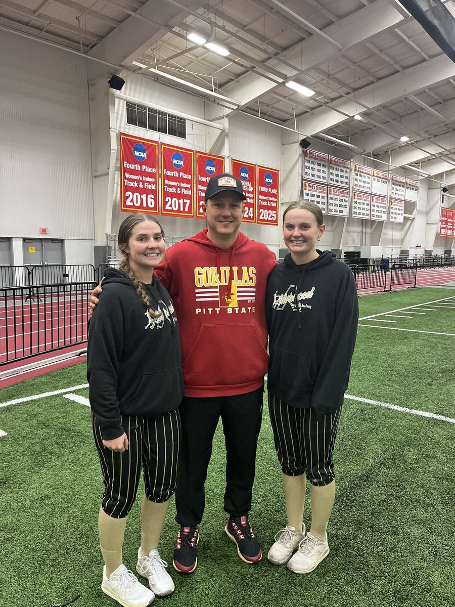 Thankyou coach Barnes for inviting me to your camp! I had an amazing time learning about your program and the way your team plays. Thankyou coach Abby for working with me on my pitches and teaching me new drills🥎 <a href="/Gorilla_SFB/">Pitt State Softball 🥎</a> <a href="/CoachJoshBarnes/">Josh Barnes</a> <a href="/CoachAbbyShoe/">Abby Shoemaker</a>