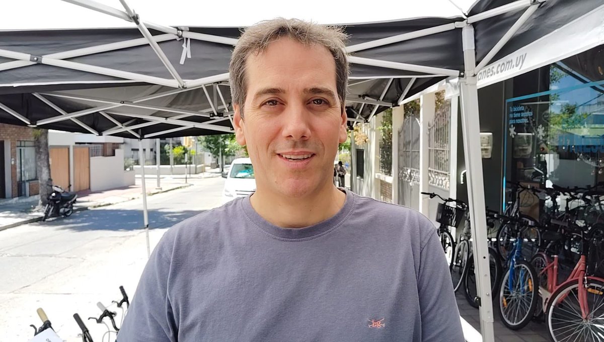 El local de Albanés Adventure ofrece en esta jornada una amplia propuesta, principalmente de bicicletas previo al día de Reyes, así lo hizo saber el encargado del comercio Sebastián Albanés.