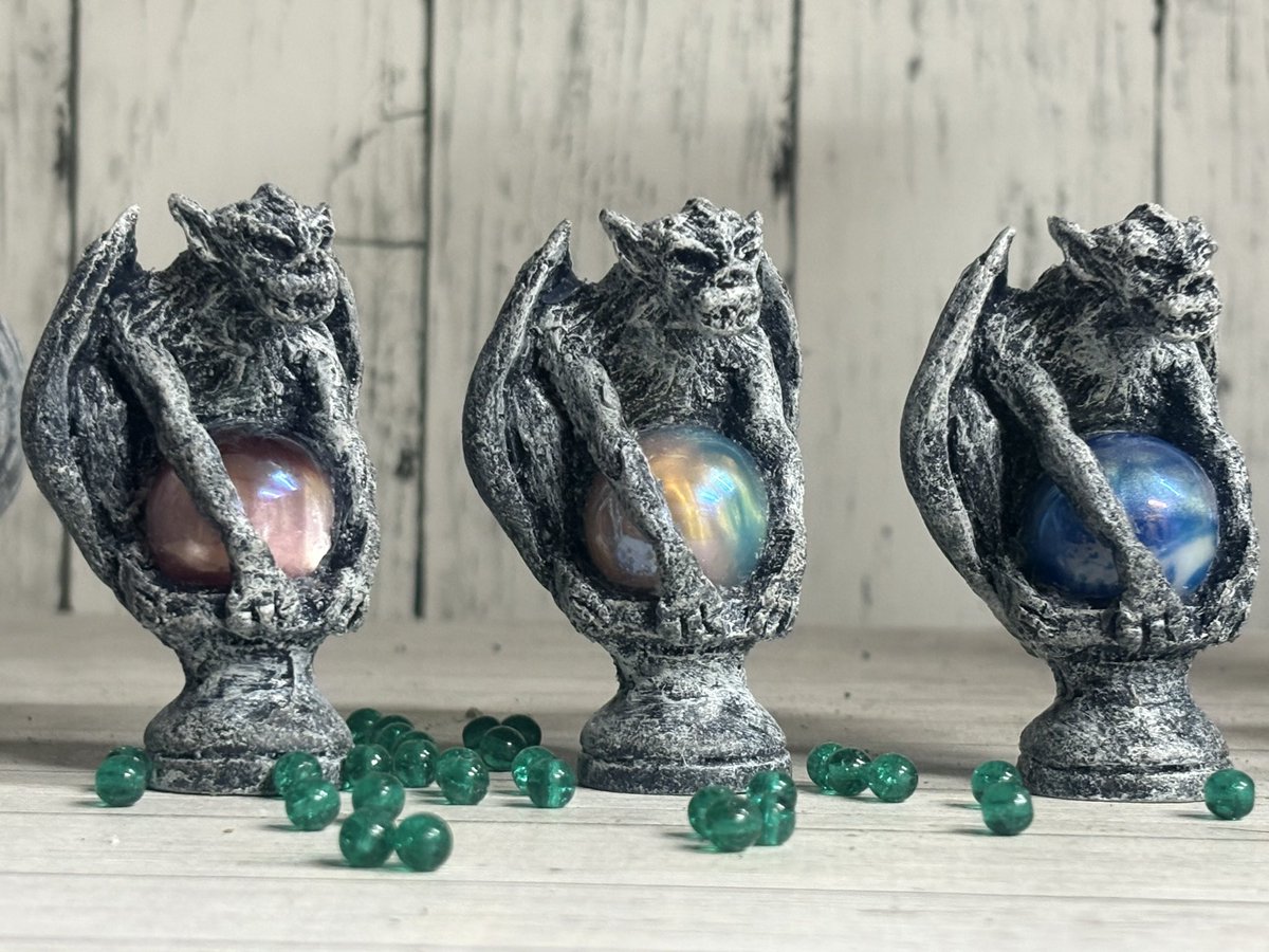 玉持ガーゴイルスペシャル 新たに3種類を制作しました メルカリの