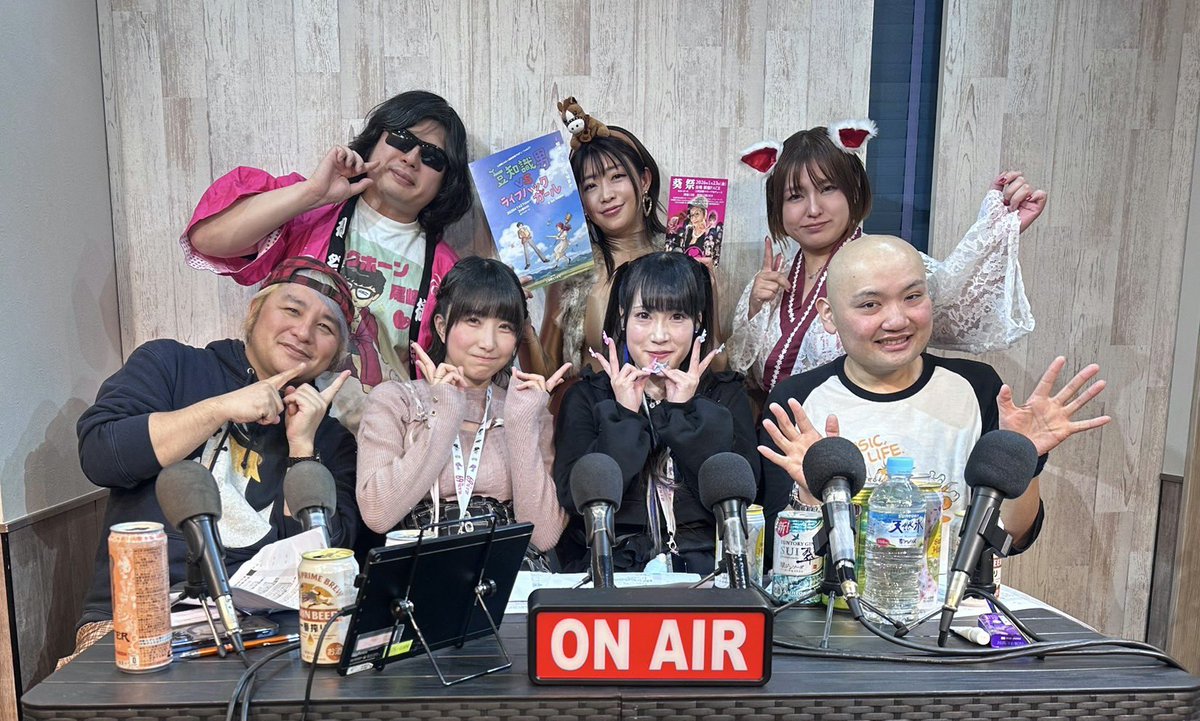 tataminsan's tweet photo. 【ガチンコナイト！！】
〜2026新春SP〜

ゲストは【道玄坂69】の
天宮みすずさんと吹雪さくらさん

新年から過激な放送‼︎(笑)

写真は集合写真と山村さんとの (#生ヤラ) 2ショット‼︎ 

そして残りの２つは大丈夫なのか(笑)

ご来場ありがとうございましたー

#道玄坂69
#ガチンコナイト
#Cwave https://t.co/kpPy2T6Ye3