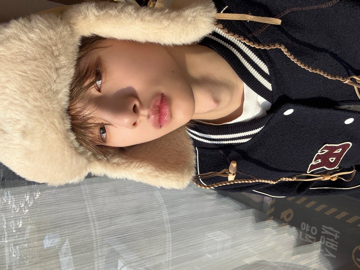 he looks so beautiful wearing hats 🧢