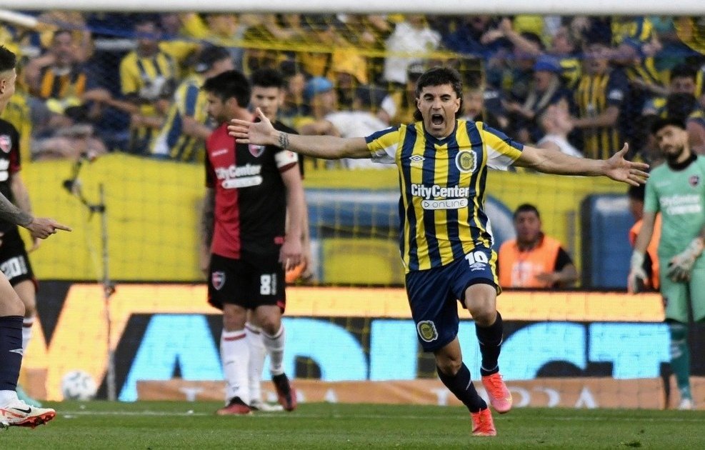 JulianGPR's tweet image. Ahora sí, ya es oficial
Se va el 10. De los jugadores que más disfruté en una cancha sin lugar a dudas por todo lo que nos dió
Sabor totalmente amargo por no poder ovacionarlo en el Gigante como se merecía pero va a estar para siempre en nuestros corazones auriazules.
Gracias