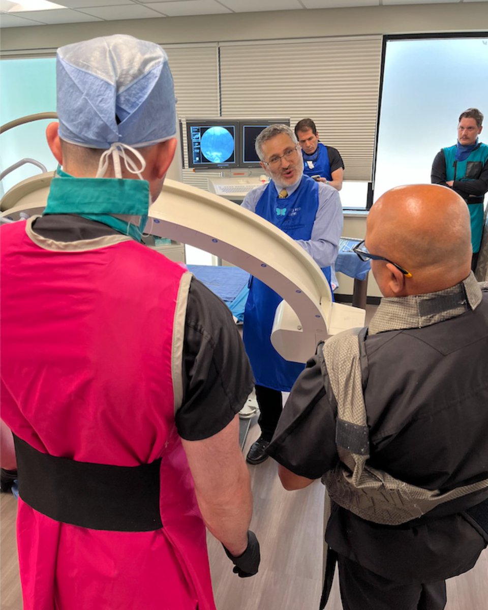 InspiredSpine's tweet photo. Hands-on labs and live surgical observations play a critical role in advancing minimally invasive spine care.

Learn more: https://t.co/BlwjeJ4s8D

#orthopedicsurgery #orthopedicsurgeon #minimallyinvasivespinesurgery #surgeonsofinstagram #surgeon https://t.co/QdDseHCjhR