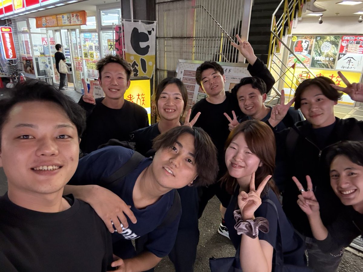 Ishibashijunsei's tweet photo. 少し遅くなりましたが新年明けましておめでとうございます。
2025年はフコク生命ビル店に配属され、11月からはイオンモール豊川店に異動し、沢山経験してきました。この1年、かなり成長できたと感じてますが、まだまだ伸び代はあるので2026年も豊川で頑張ります！ https://t.co/qYEV0anXi5