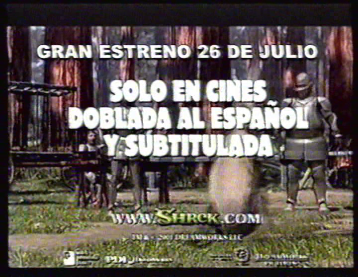 RaroVHS's tweet image. Shrek se estrenó en Argentina en cines subtitulada y doblada.
Hoy en día ni las películas para adultos se estrenan subtituladas.