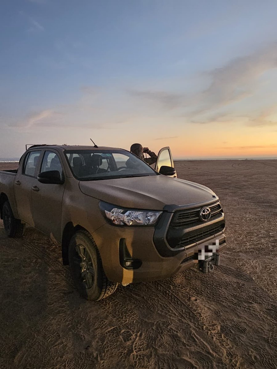 Ejercito_Chile's tweet image. #Arica: En el marco del Decreto N°78, el personal del #EjércitoDeChile continúa desplegado en las áreas fronterizas, realizando labores de patrullaje y vigilancia para resguardar la #frontera norte. 
#JAF