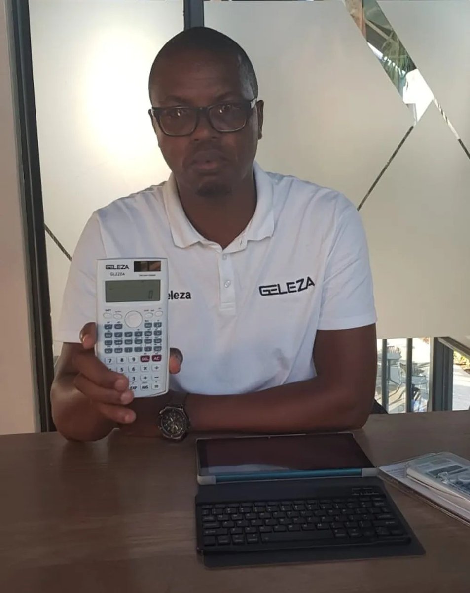 KasiEconomy's tweet image. These are South Africa's back-to-school Black-owned brands.

Geleza Calculators by Mothupi Kgopa

Ifutho Paper by Mbalenhle Ngcobo

Sgela School Shoes by Tshililo Ramurenbiwa

Thuto Stationery by Levi Mnguni