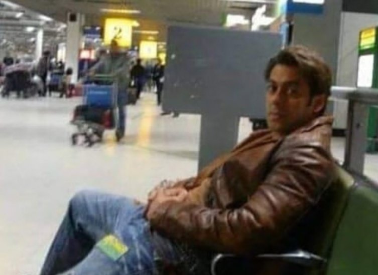 priestlyclass's tweet photo. Arthur Koestler, a Hungarian British writer &amp; intellectual, referred to the Indian psyche in his writings as being 'eager for praise and over-sensitive to criticism,' and he was so accurate about this. https://t.co/JvaJDEkydy