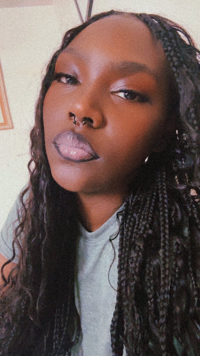 Onitheempress's tweet image. 