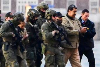 ⚠️ Nicolás Maduro contracta Barry Pollack, l’advocat que va aconseguir l’alliberament de Julian Assange, per defensar-lo davant el Tribunal Federal de Nova York. El fitxatge és tota una declaració d'intencions, vol obrir una batalla constitucional sobre jurisdicció internacional.