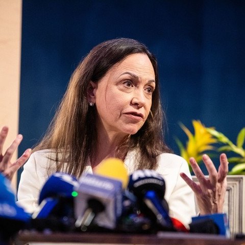 CORINA MACHADO PERDIÓ EL RESPALDO DE TRUMP POR ACEPTAR EL NOBEL DE LA PAZ, SEGÚN EL WASHINGTON POST

La decisión de la líder opositora venezolana de aceptar el Premio Nobel de la Paz le habría costado el respaldo del presidente Donald Trump, según afirma The Washington Post.

A