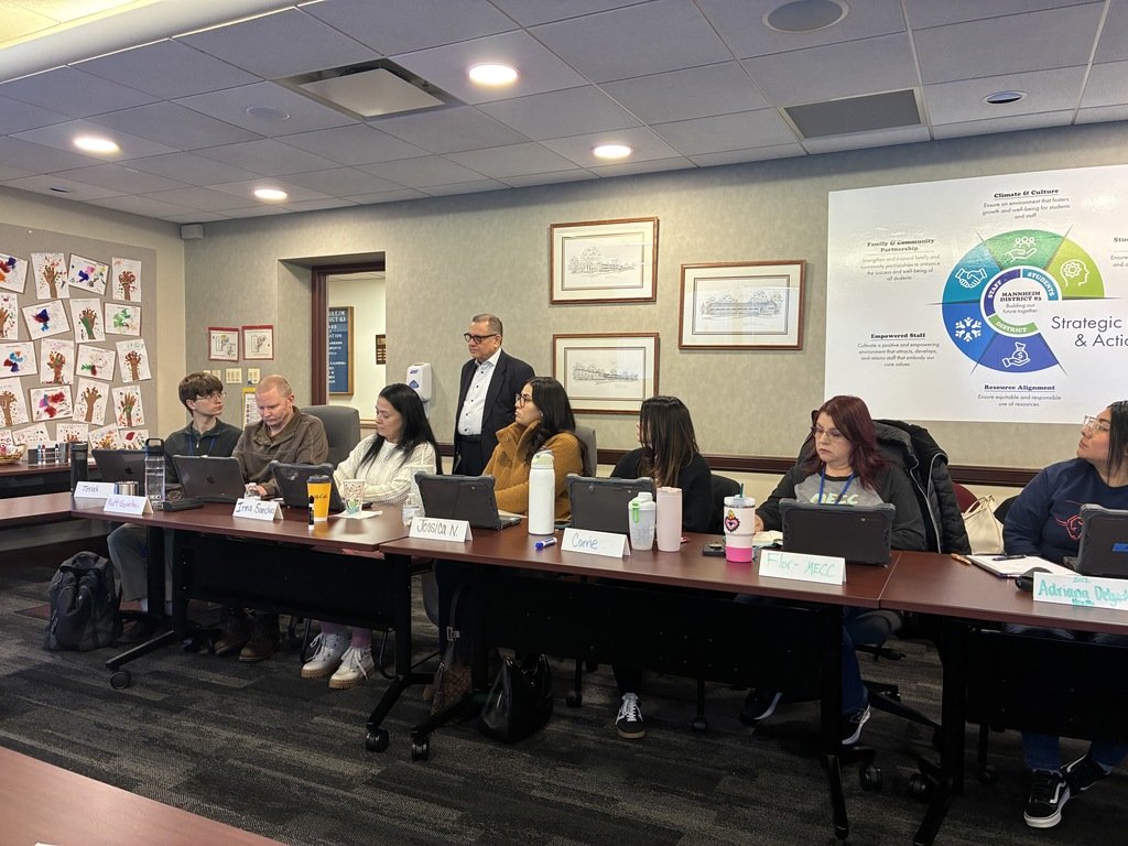 D83 Shines tweet media