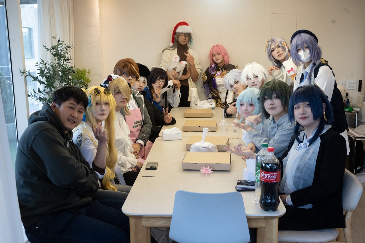 #崩坏3 #崩壊3rd #붕괴3rd  #honkai_impact_3rd #cospaly 
#2025크리스마스발키리키친
.
.
「 Not yet for the story on the last page. It's not the end. 」