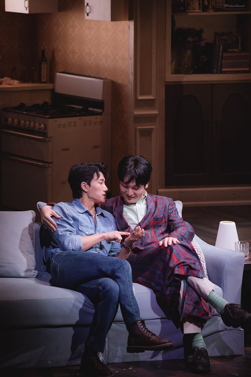 연극 보이즈 인 더 밴드 커튼콜
251019 낮 

마이클 役 백석광
도날드 役 김준식

I love every scars