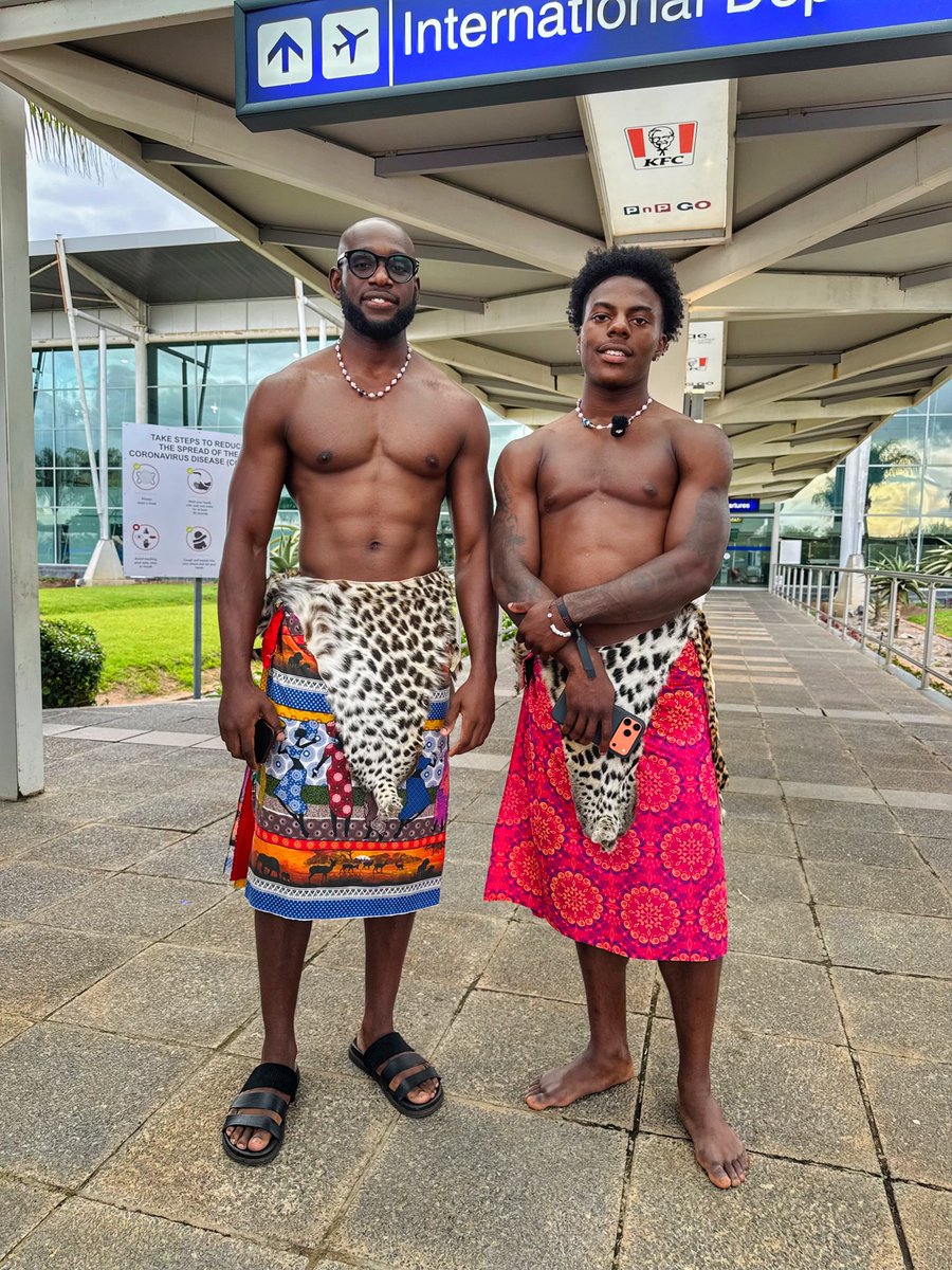 LishumiNakubili's tweet image. Word is, we did great, Eswatini 🇸🇿 @ishowspeedsui had a time.

Special thanks to HRH Prince Sazi, HRH Princess Lomabheka, Pinky Glover, Darren Row, the Eswatini Tourism Authority team, and Speed’s fans who engaged in person and virtually.