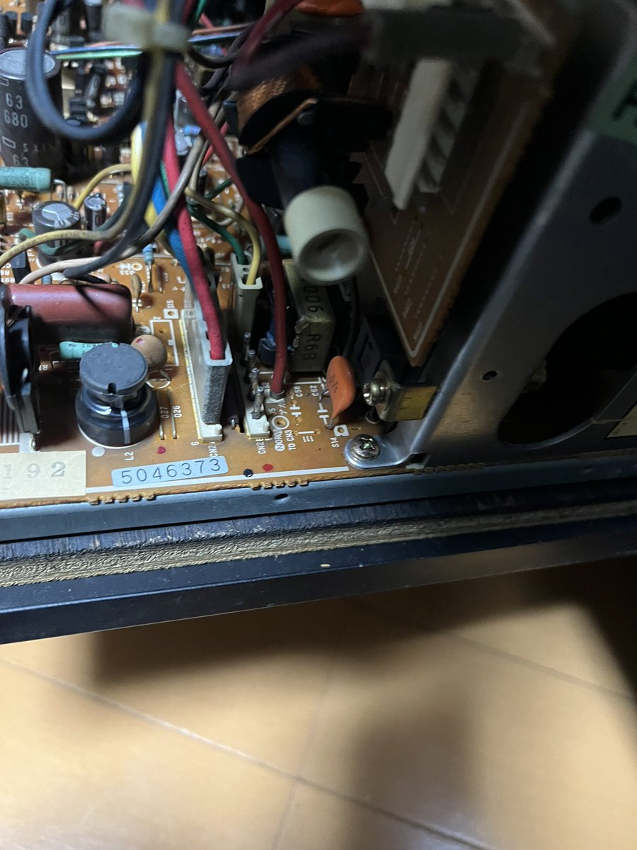 テーブル筐体のモニターが逆さまな件、解決❗️🎉😀 麻雀筐体では