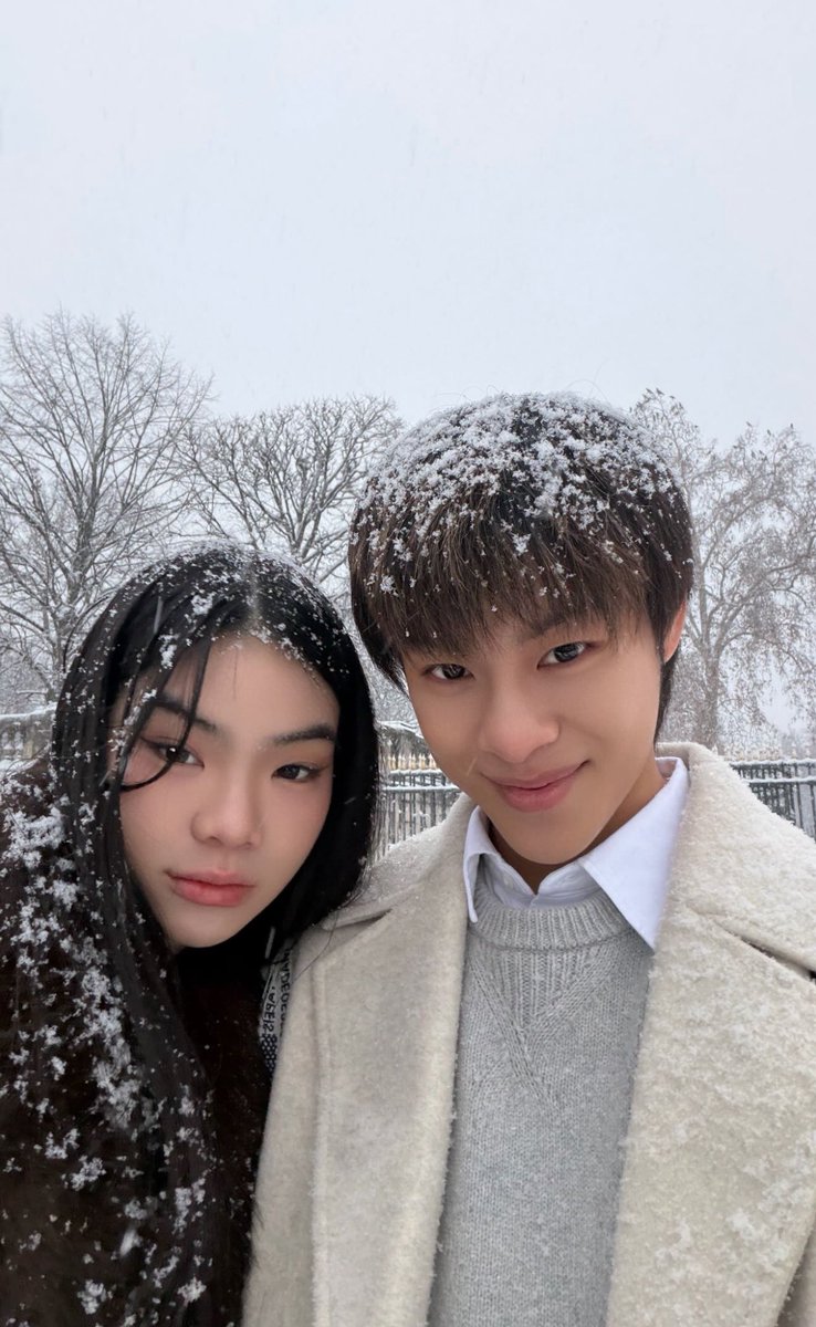 ilysbnn4's tweet photo. น่ารักจัง คนที่ชอบอากาศหนาวมากที่สุด https://t.co/wr0hTAFOH1
