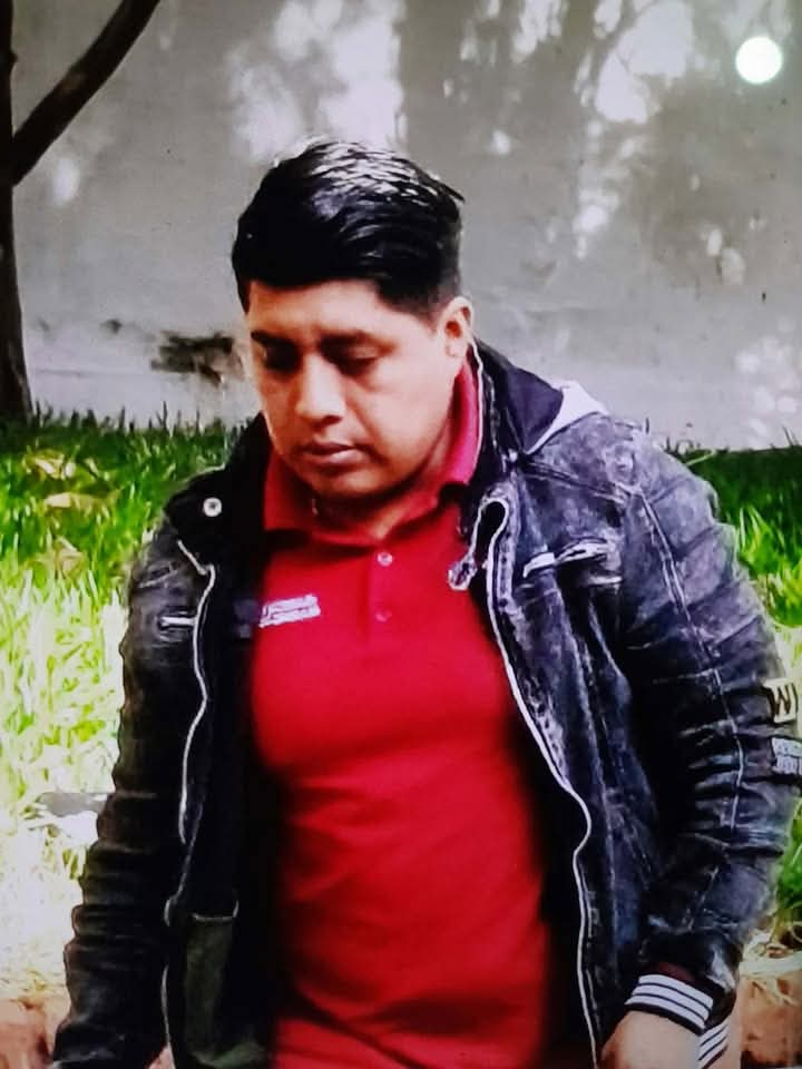 el_inge_bombita's tweet photo. SOAPA colapsa en Oaxaca: no cumple la programación ni surte agua. Mientras la gente padece, Omar Pérez Benítez prioriza amoríos y favores, bajo el gobierno de Salomón Jara. #OaxacaSinAgua #oaxaca #soapa https://t.co/Hjmoj8aeZ6