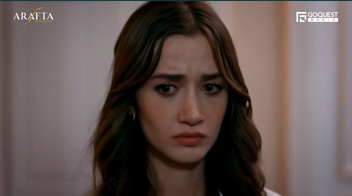 Fe_li__'s tweet image. Quanto male le ha fatto vedergli chiudere quella porta a chiave😭💔

La freddezza di Ateş 🥶
La delusione e la tristezza di Mercan 🥺🥺

#Arafta | #MerTeş 
#İlSuDemirci | #EminGünenç