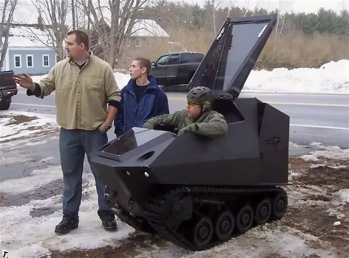 KrypTanko's tweet photo. Today’s “Odd Tank” is the 🇺🇸 American ‘PAV1 Badger’

Built in the 2000’s by Howe and Howe Technologies, this tiny tank (and it actually is classed as a tank) is designed to be used by police to enter fortified buildings and even fit through standard doorways.
The badger can be armed with various weapons with a romote control weapon station (picture shows a Barret .50 caliber rifle)
The frontal armor on the Badger is strong enough to deflect heavy machinegun fire.

The vehicle is powered by an unspecified 25hp engine. 

The Badger holds the record for being the smallest All-Terrain Armored Vehicle according to the Guinness Book of World Records.

Special Thank You to @WrtrJBWilliams for showing me this awesome tank.