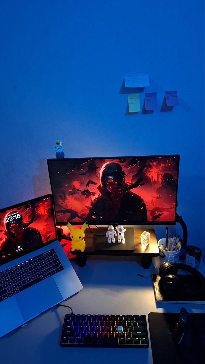 ll4xmii's tweet photo. Obsessed with my new wallpaper. What's yours? https://t.co/3W3HkoiTqy