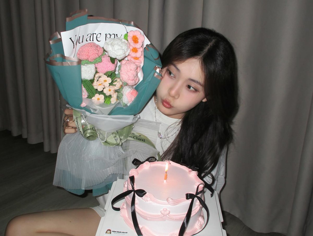 atchatchapey's tweet image. Wassup 🌍 Just dropping by to say: you’ve got a spark in you—let it light up the path ahead. 🌈
mRJ

#for 
Wav