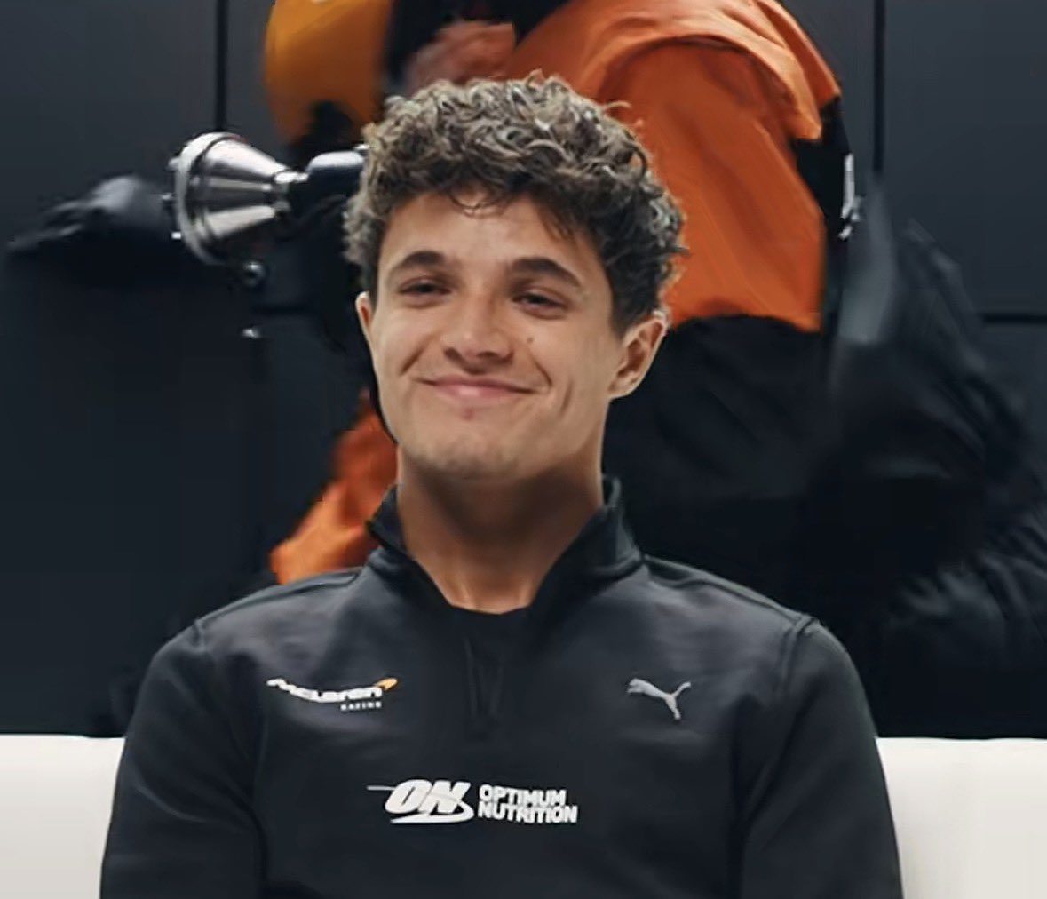 lesbolando's tweet image. sweet lambie