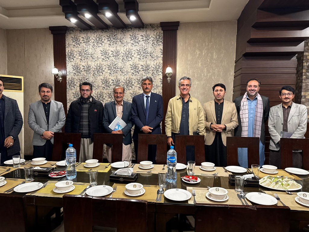 UsmanArbab1's tweet photo. سینٹر فار ریجنل پالیسی اینڈ ڈائیلاگ (CRPD) کے زیرِ اہتمام گرین انرجی اور موسمیاتی تبدیلی پر ایک سادہ مگر بامقصد نشست کا انعقاد کیا گیا۔ اس نشست میں خیبر پختونخوا اسمبلی کے متعدد اراکین نے شرکت کی اور پائیدار توانائی کے حل اور موسمیاتی چیلنجز پر تبادلۂ خیال کیا.

A simple yet purposeful session on green energy and climate change was organized by the Center for Regional Policy and Dialogue (CRPD). Several members of the Khyber Pakhtunkhwa Assembly participated in the discussion, focusing on sustainable energy solutions and the challenges of climate change.