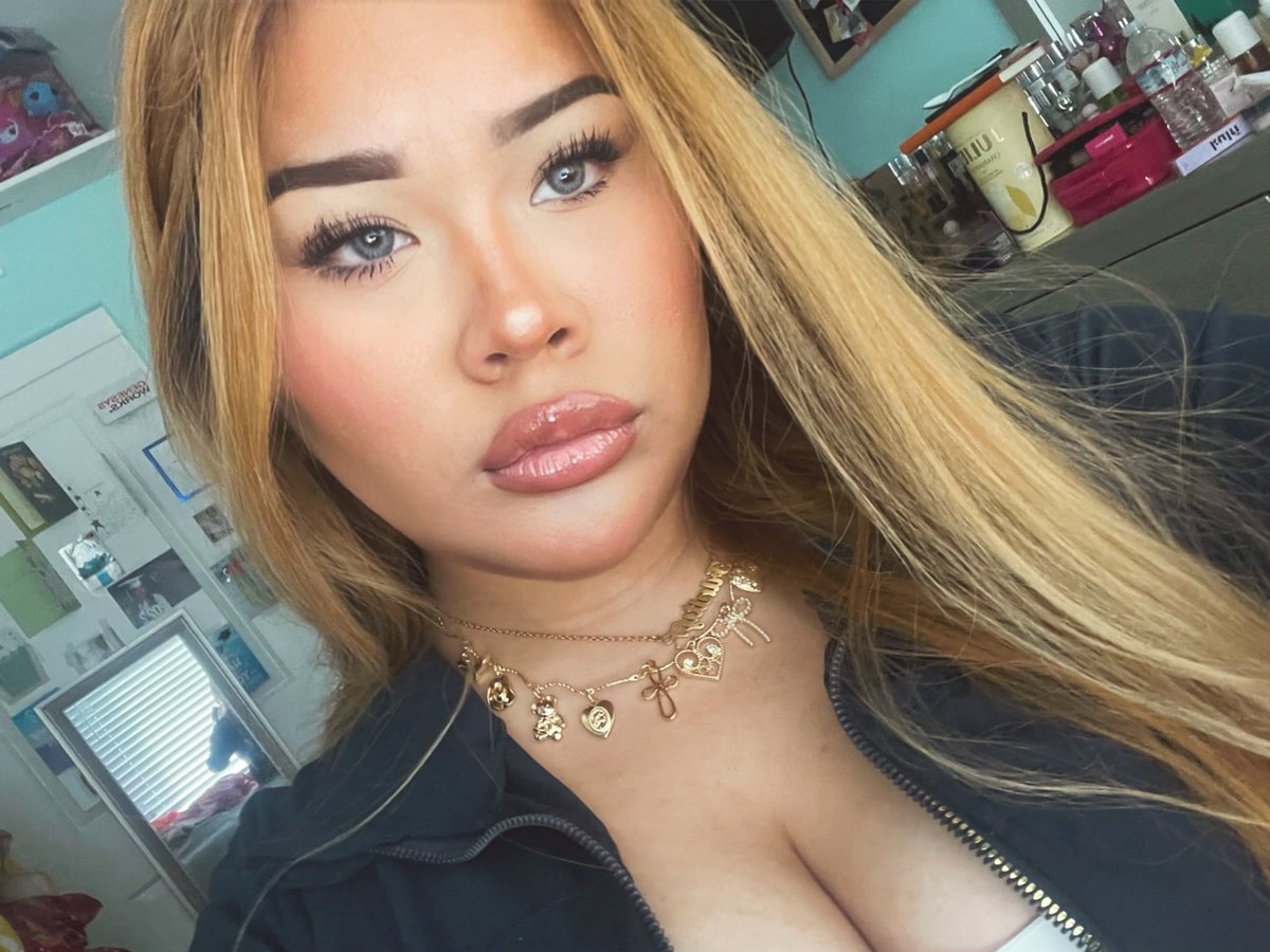 brattytr1n's tweet photo. the face vs the feet

findom femdom paypig feet horny goon cashmeet cuck ageplay mommy nsfw nsfwtwt goonette pleasure kink raceplay freak freaky https://t.co/X5cBXGxGBp
