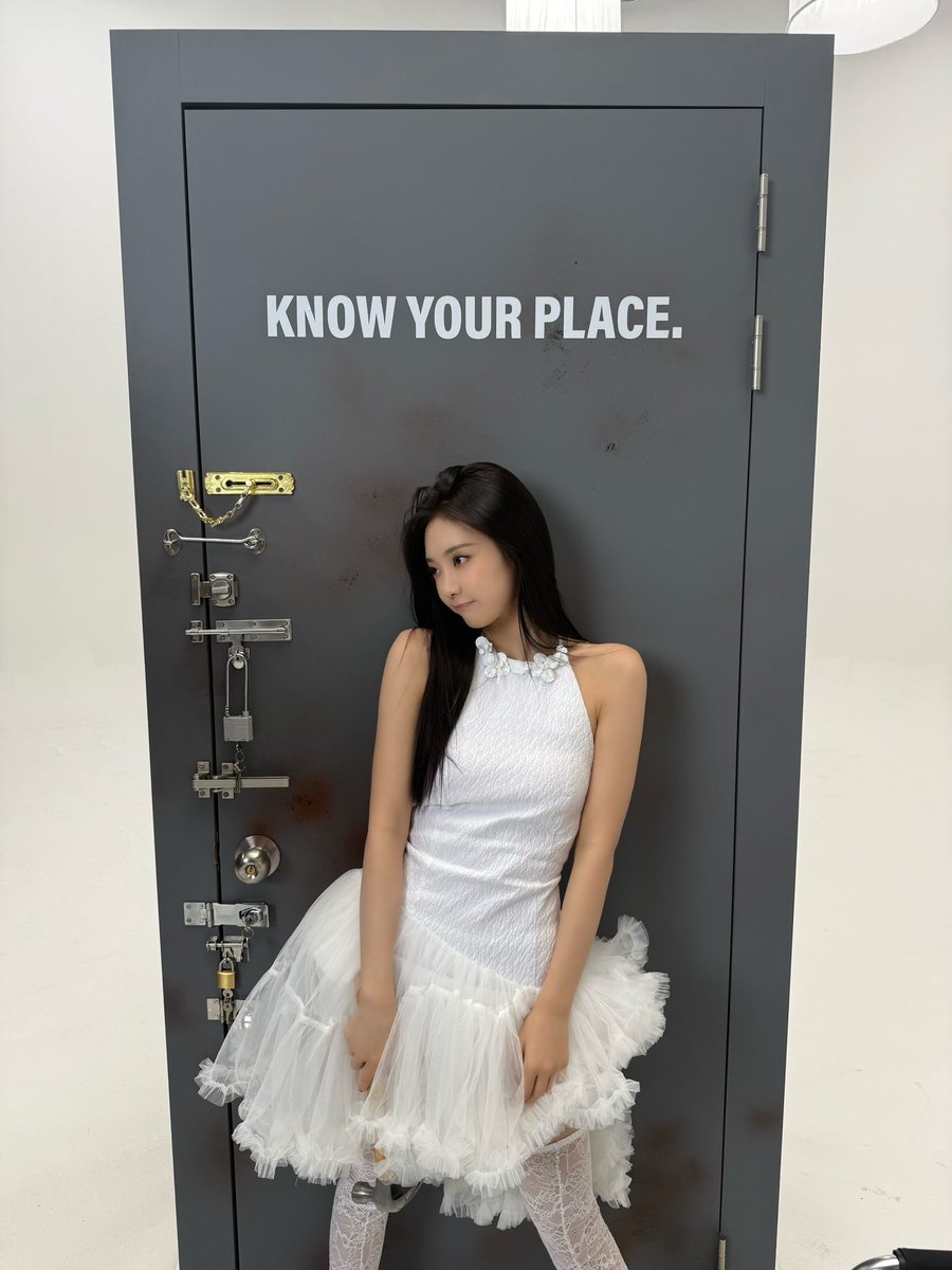 ningx2pics's tweet image. 260102 🦋🫧