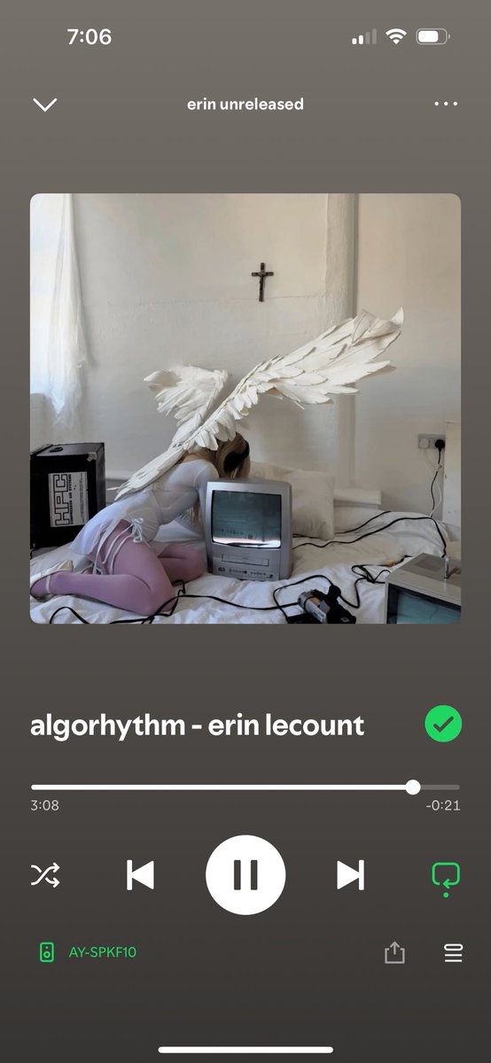 machineghostmay's tweet image. maybe I am just a computer girl getting my memory erased