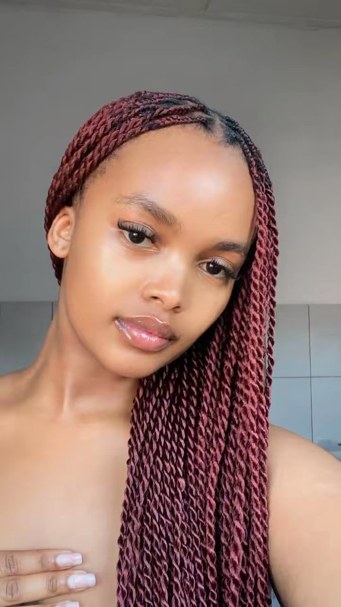 ZintleD_'s tweet image. 