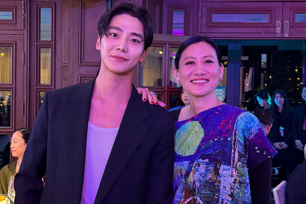 250409 Design Trust Charity Benefit 2025 gala dinner 참석자 Instagram 

로운 cut 💛 

#theArtofTransformation

Congratulations to <a href="/designtrust/">Patricia vandenAkker</a> @marisayiu !
#DesignTrust2025 #DesignTrustCharityBenefit2025 #designtrustfuturesfestival

instagram.com/p/DINgUXVJ4DX/…

#로운 #ROWOON #김석우