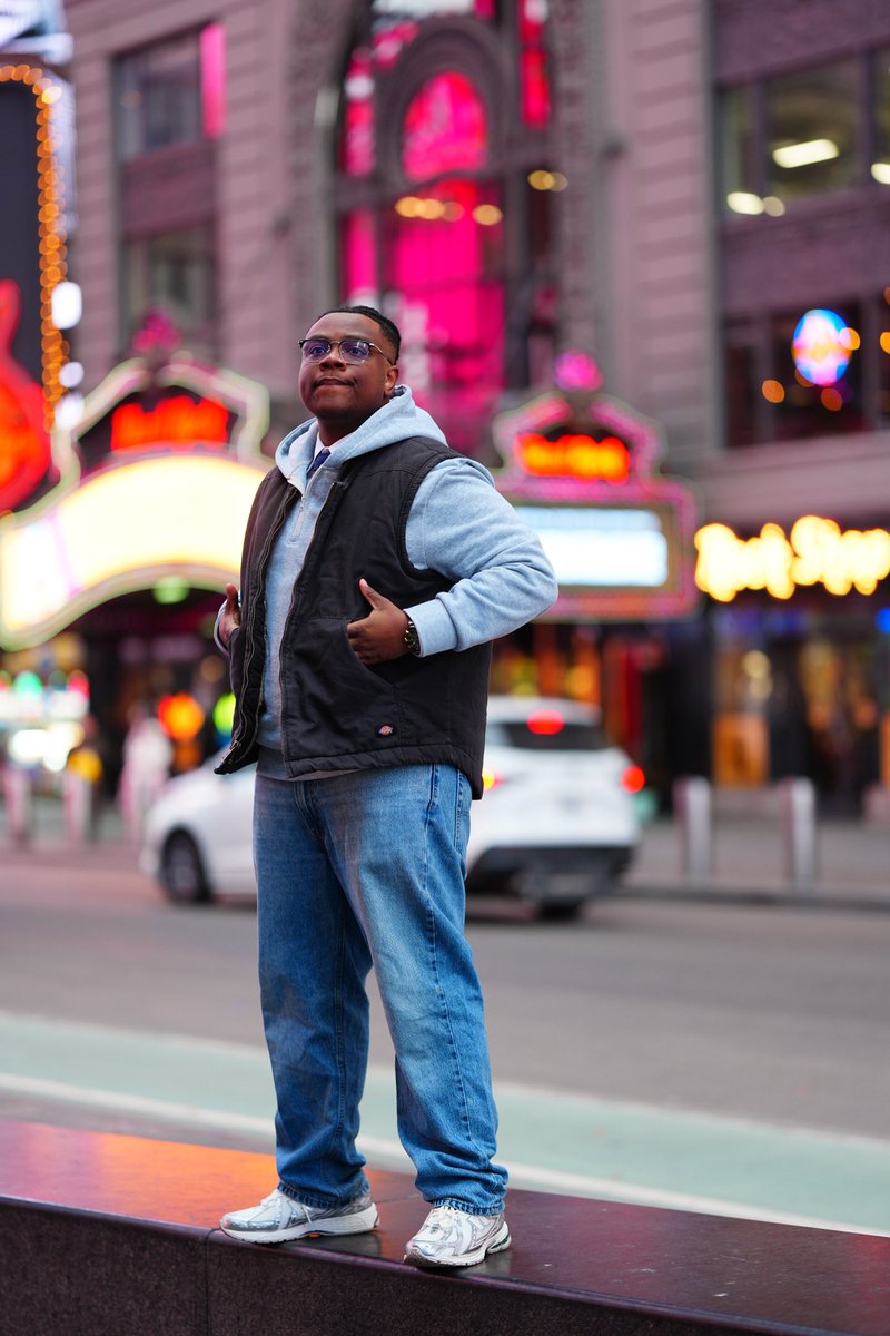 KC💫💸 tweet media