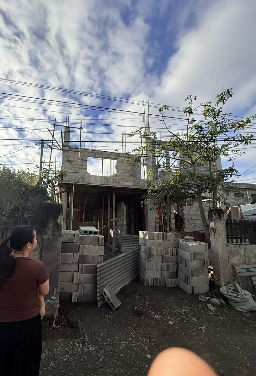 kimxuy's tweet photo. Our home in progress 🥹❤️ Thankful and blessed 🙏 https://t.co/1TyRsmBuzu