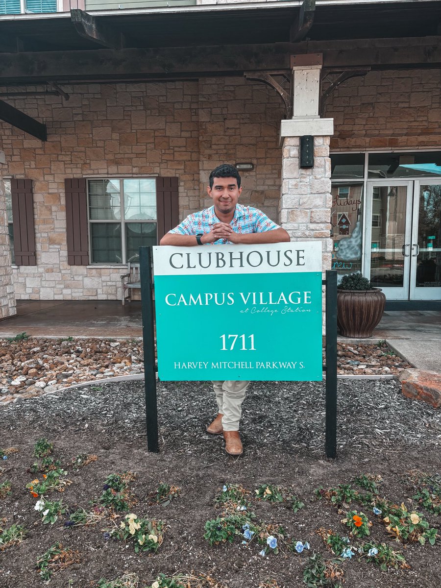 CampusVillageCS's tweet photo. New staff member alert!🚨 

Everyone say to Cameron, our new CA! He’s currently working towards becoming a 4-H extension agent and he enjoys watching sports!🏀🍀 #cvstateofmind #newhire #cstat https://t.co/74T9Ed9CFJ