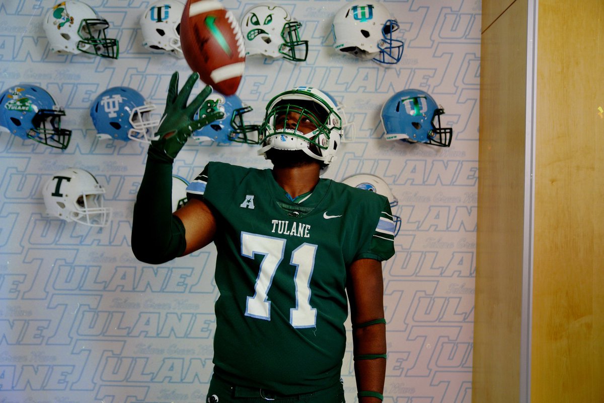 COMMITTED 🤟🏾

.<a href="/RaginCajunsFB/">Louisiana Ragin’ Cajuns® Football</a> gets their first commitment of the transfer portal cycle from Tulane OT Jayce Mitchell. <a href="/KATCTV3/">KATC TV3</a> 

katc.com/sports/ul-spor…