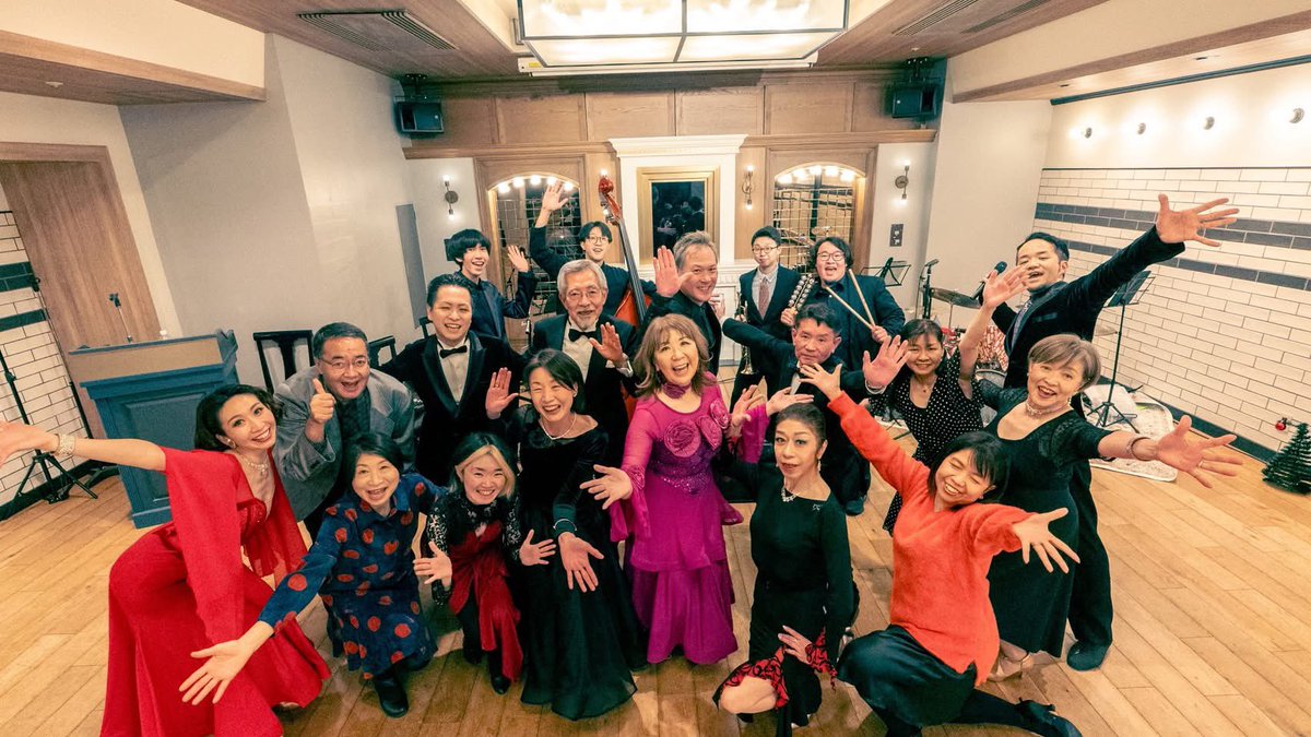 ArthurMurrayTKO's tweet photo. "Walk in, Dance out."
（歩いて入って、踊って出る）

これが私たちの約束です。

スタジオの扉を開ければ、そこは日常を忘れる別世界。
世界30ヶ国のメソッドなら、リズム感がなくても大丈夫。

海外の空気感の中で、新しい自分に出会ってみませんか？💃
体験は手ぶらでOKです。

#蒲田 
#社交ダンス https://t.co/gwGjSkAFDd