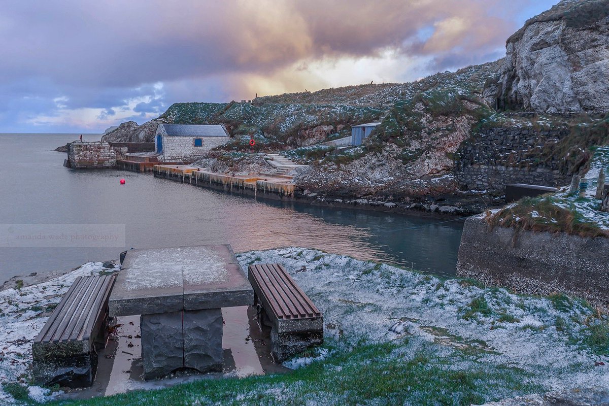 PhotographyAlw's tweet photo. Morning Silence 

Ballintoy with the lightest scattering of snow.

@WeatherCee @bbcniweather @geoff_maskell @LoveBallymena @LightLandMag @AP_Magazine @CanonUKandIE @ThePhotoHour @DiscoverNI @OutdoorPhotoMag @StormHour @AmateurPhotoMag https://t.co/wy8sBavLPd