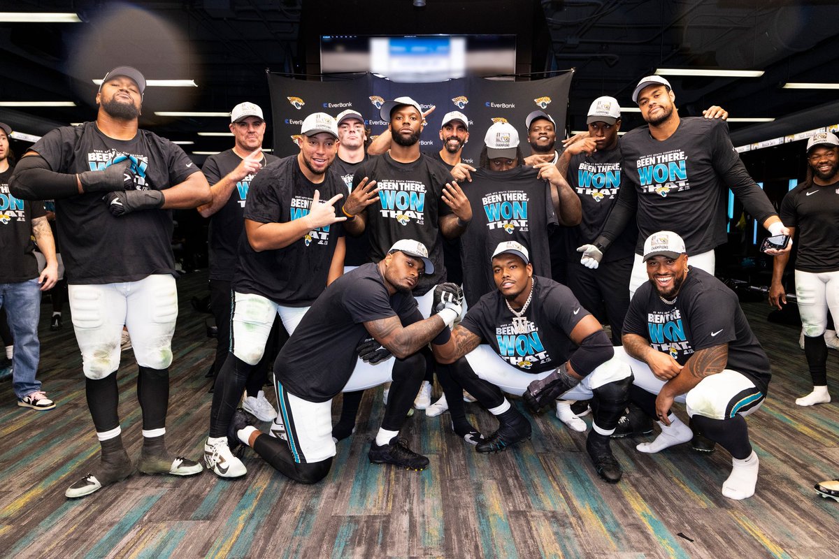 JoshHinesAllen's tweet image. Time and time again, we were tested, but we never broke. This team stuck together through every high and low, and that bond got us here. The AFC South is ours but we’re not done yet. One mission left and that’s the Super Bowl. 

This is family and we’re riding together all the