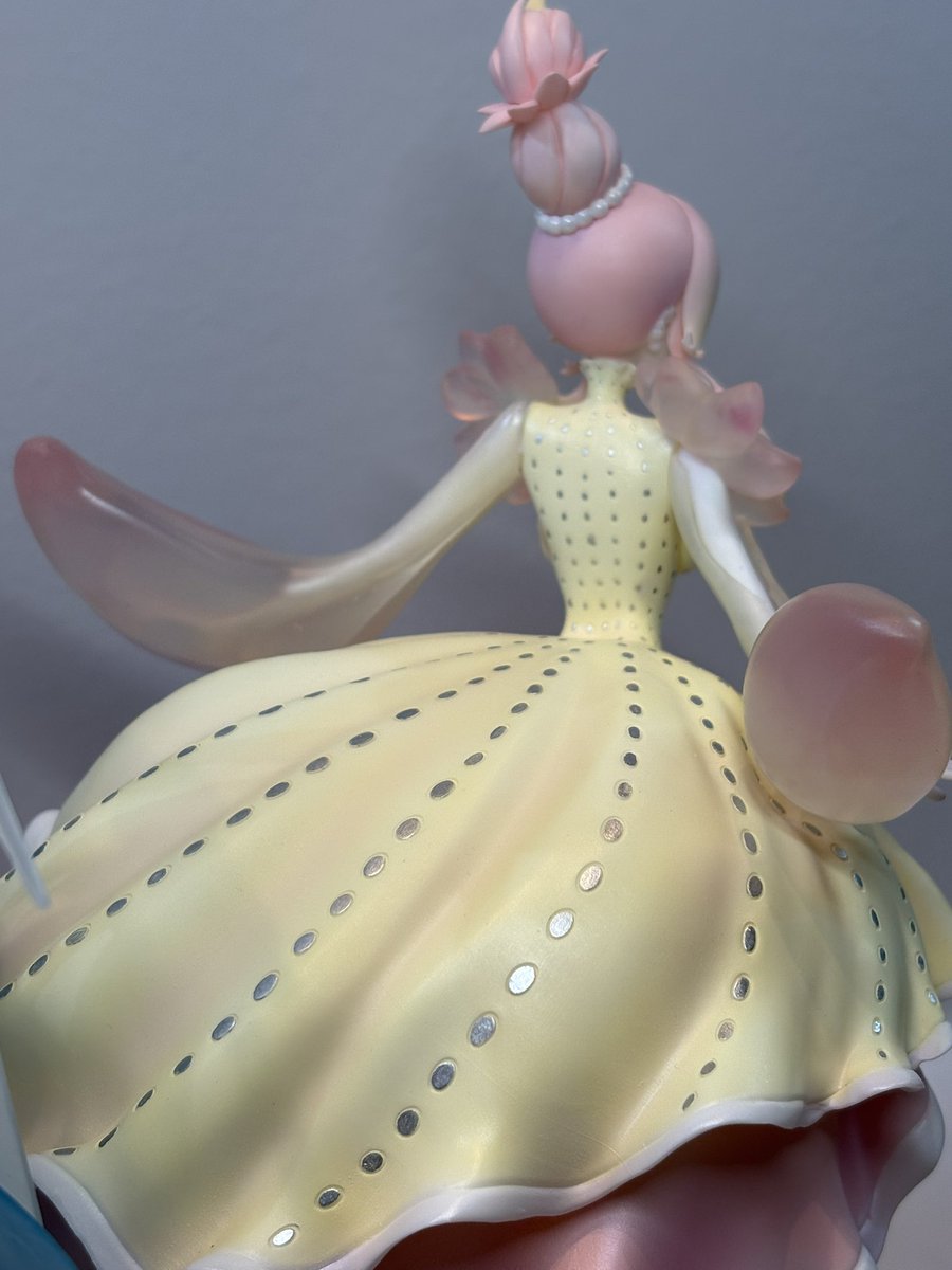 Ventricosus is completed! She will be displayed at Winter Wonderfest 2026. 
Sculpting: <a href="/daashimen/">ヨコシマ</a>
Painting: Me
I hope people get a chance to visit her!