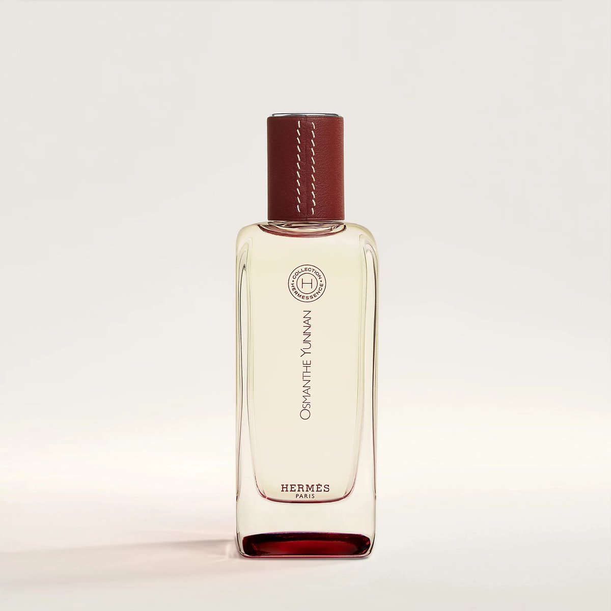 Bonjour . 
Dispo sans boîte . 100 ML  osmanthe yunnan 
Dm Pour le prix