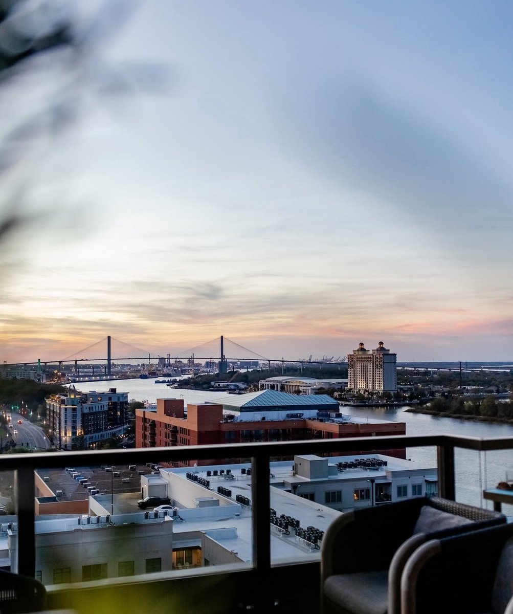 Savannah's Waterfront tweet media