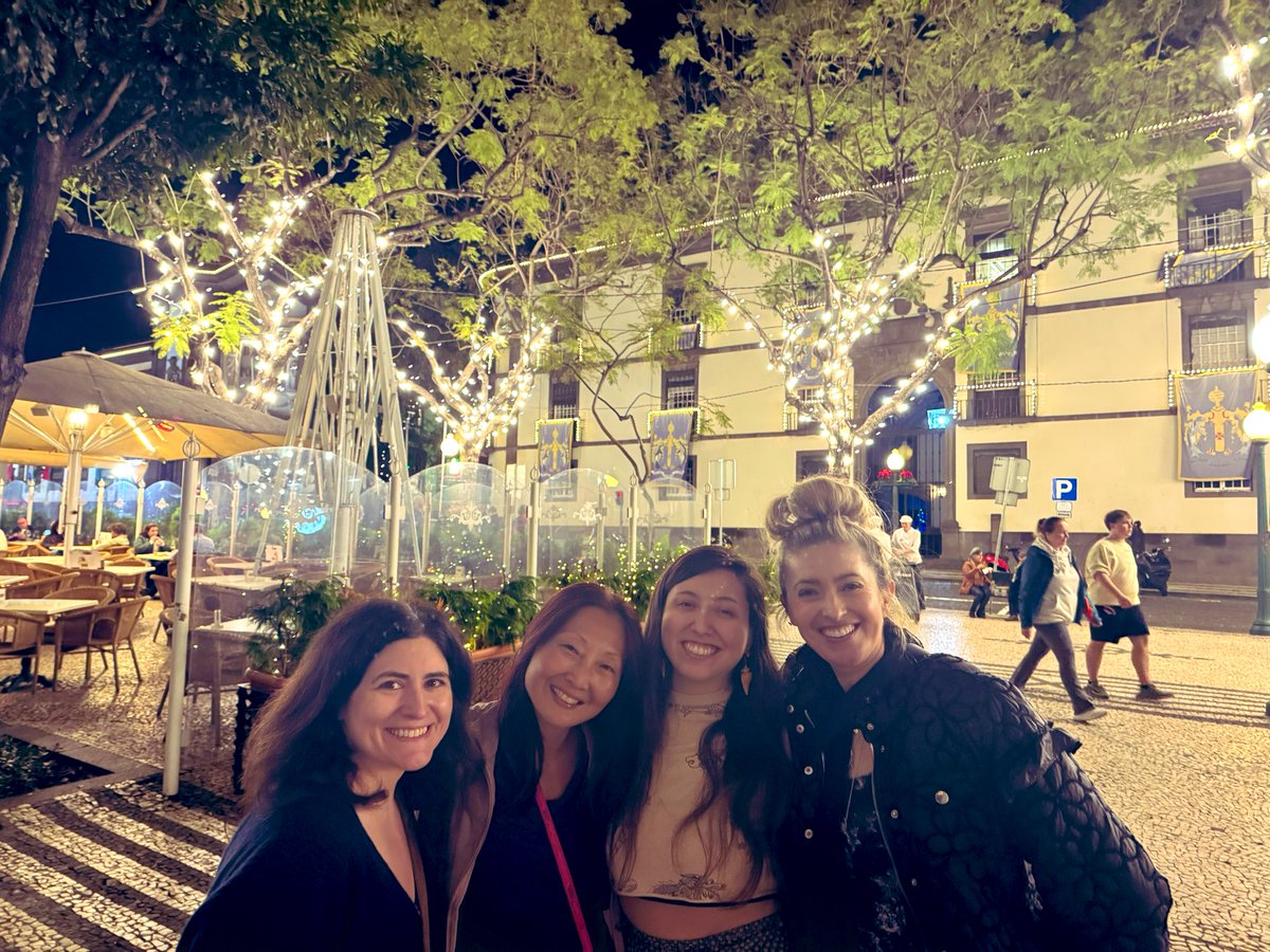 LuckyJadeJules's tweet photo. 11:11 👯‍♀️ Look who I found on Madeira Island!! 🏝️🇵🇹🥰 #BorgataEast @Nanutza1 @npep @TheMolecularDoc Alli Pearl 🫶 Avalon 💖 #BWPO 🤣 https://t.co/sDAguSXwlt