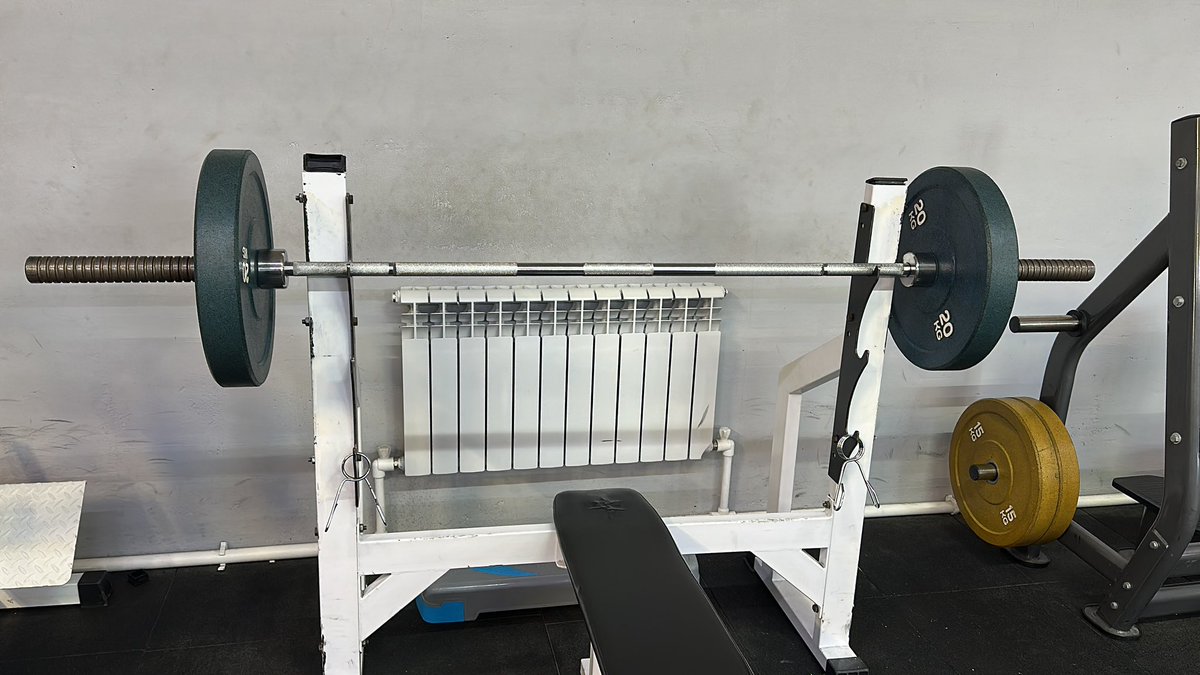 Bvar83's tweet image. Вспоминаю как жать