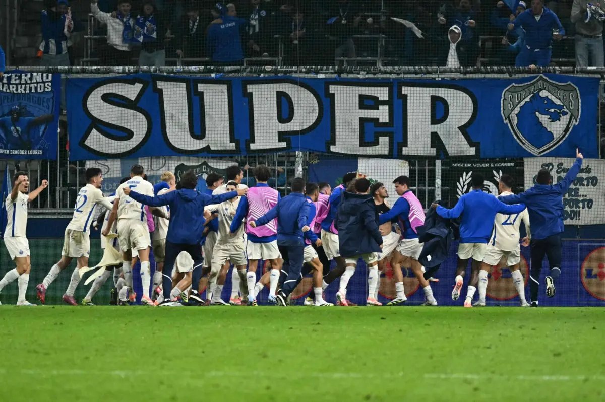 FC PORTO X tweet media