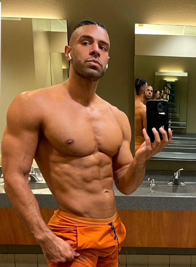 My fitness journey 😮‍💨 
Hard work and dedication pays off 🥹