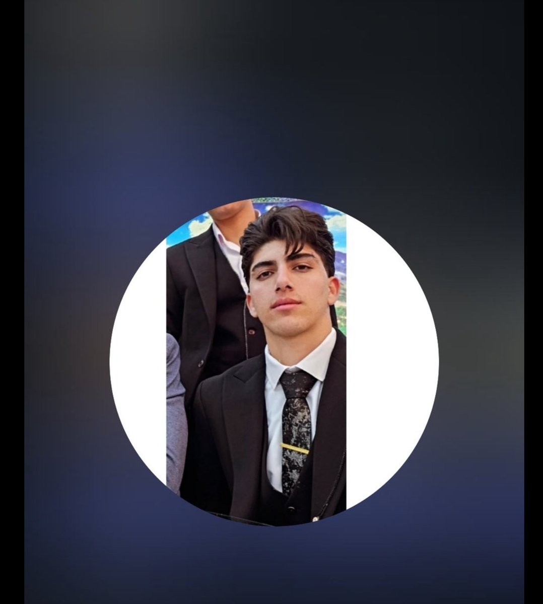#محمد_سالاروند اهل درورد استان لرستان سه روز از بازداشت او می‌گذرد و خانواده‌اش همچنان هیچ اطلاعی از وضعیت وی در اختیار ندارند.