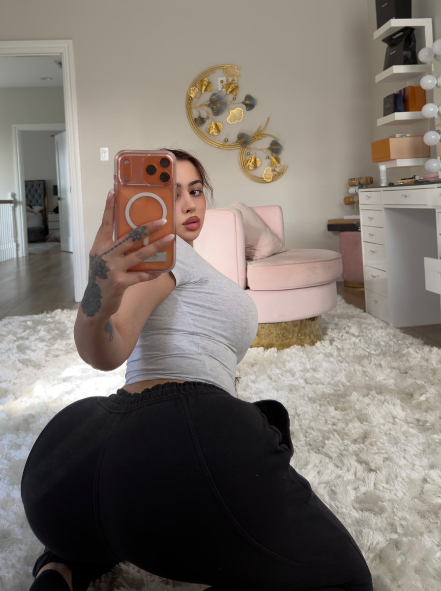 ms.sethii tweet media