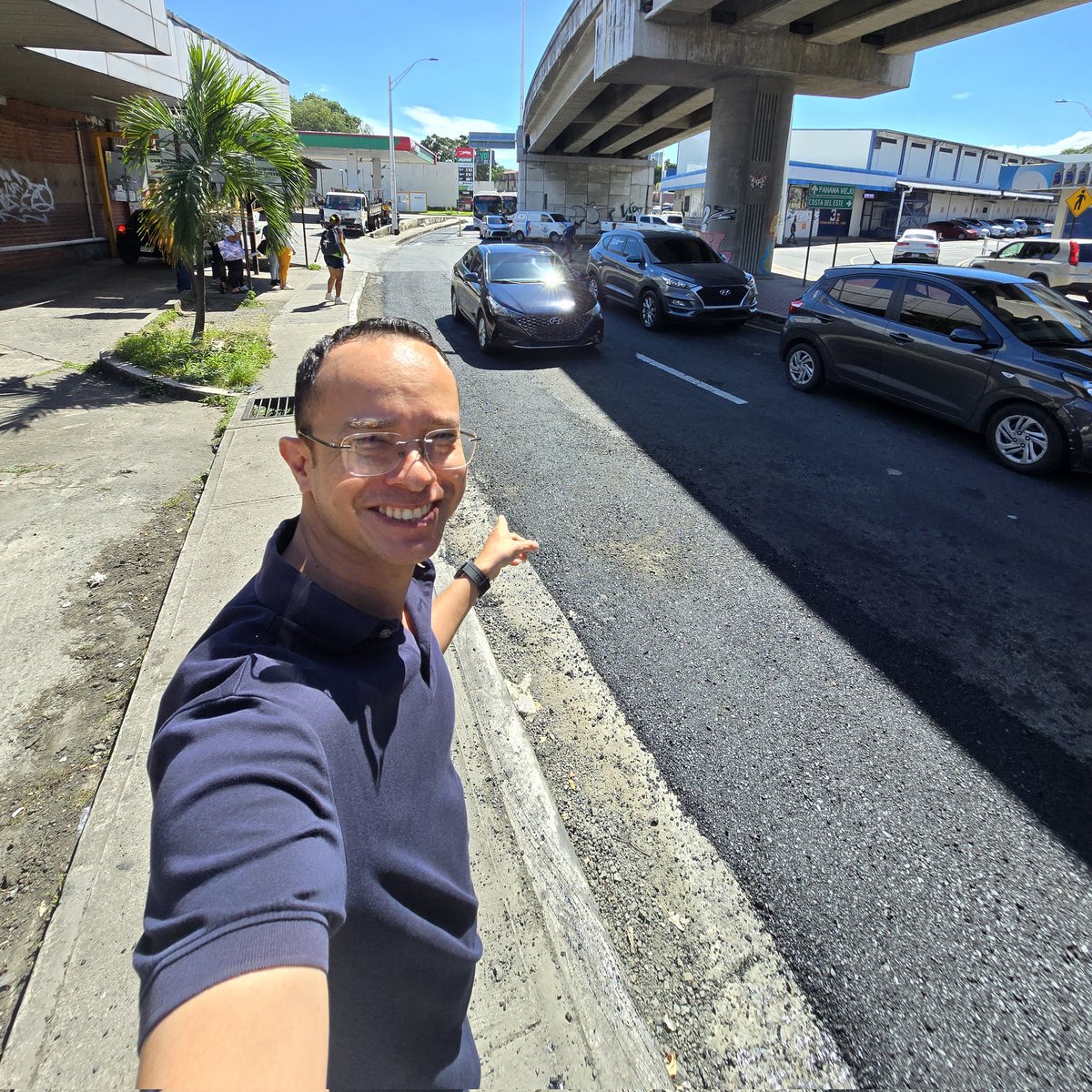 Rodriguez_Olmos's tweet photo. 🦺 Parque Lefevre + MOP 🚧
✅️ Mejoramos la seguridad vial manteniendo las calles en buen estado para todos.
✅️ Vía Cincuentenario.
✅️ Puente de Costa del Este.
#ParqueLefevreAvanza #Chanis
#CostadelEste @MOPPma https://t.co/ds0eSOVm07